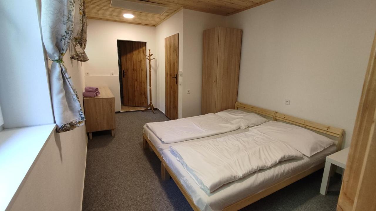 Penzion Na Slunicku Mariánská Exteriör bild